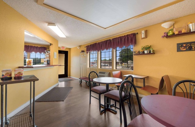 Rodeway Inn