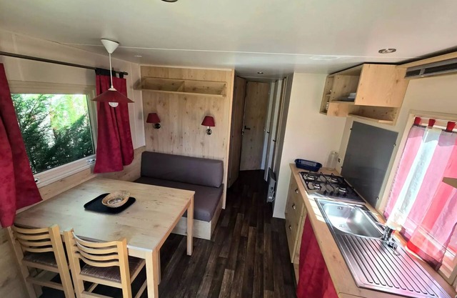 Rollen 2 Schlafzimmer* 4 Personen