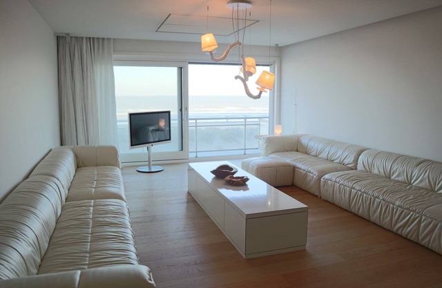 Romantic Coastal Escape