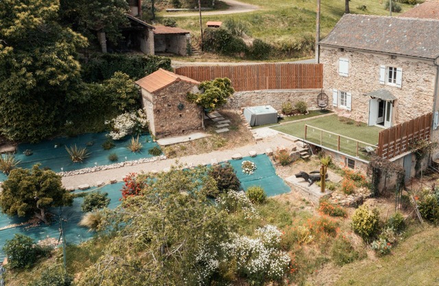 Romantic cottage with spa and hammam near Cordes and Najac