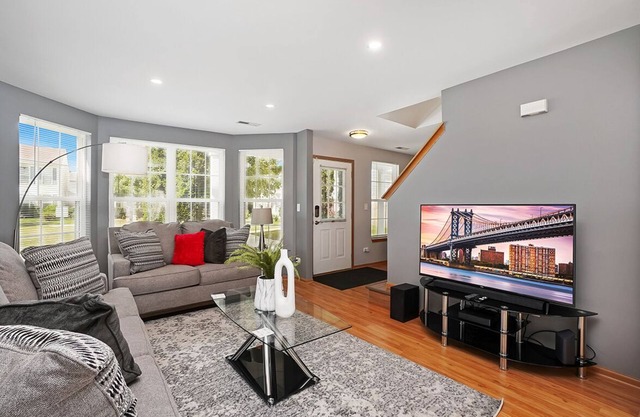 Romeoville Rental - Harmony
