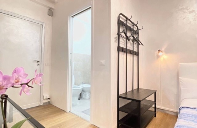 Romoli Rooms and Suites - Gold Room