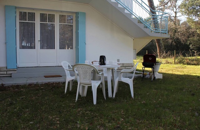 Ronce-les-Bains - GROUND FLOOR APARTMENT right- 90m from the BEACH