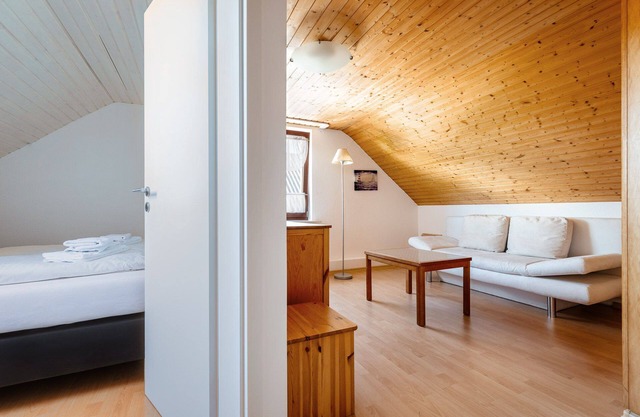 Roof apartment facing the island - Hummerklippen vacation apartments