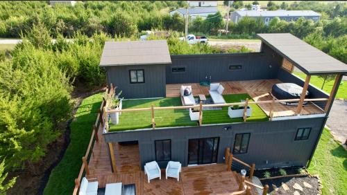 Rooftop Hot Tub Lake Getaway, Golf Cart & Fire Pit