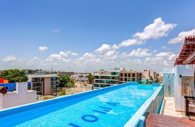 Rooftop Pool | BBQ | Oceanview | Steps to 5th Ave