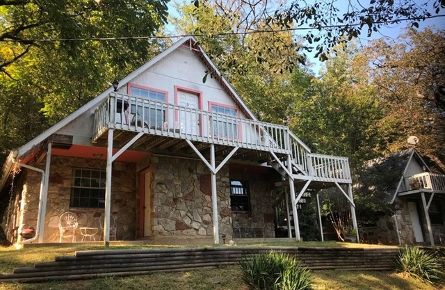 Room 3-Historic Little Switzerland -