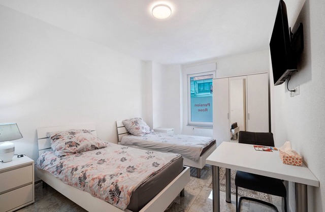 Room '3' with Shared Terrace and Wi-Fi