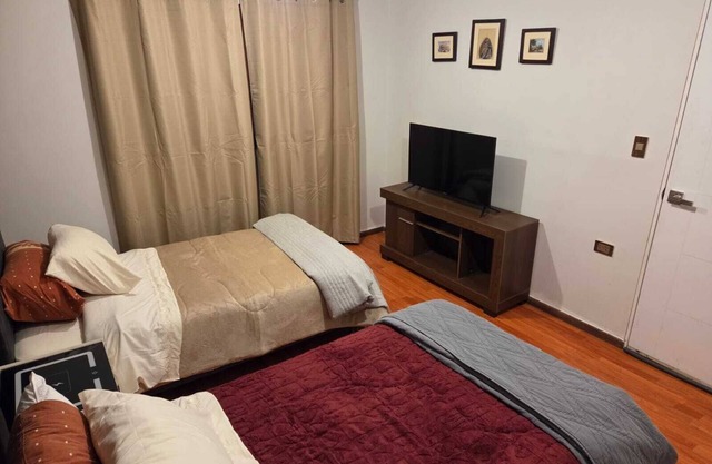 Room 5 minutes from the city center, ideal for exploring the city.