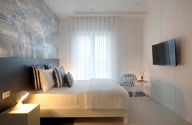 Room 'Aria Con Vista Vesuvio' with Mountain View, Wi-Fi and Air Conditioning