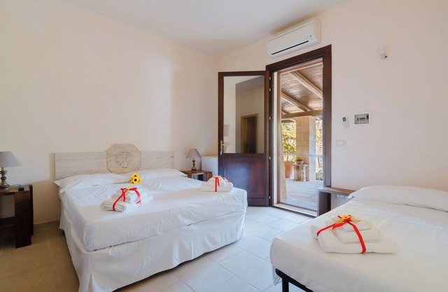 Room 'Bergamotto' with Private Terrace, Wi-Fi and Air Conditioning