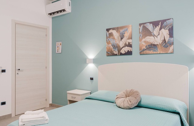 Room 'Camera 2' with Shared Terrace, Wi-Fi and Air Conditioning