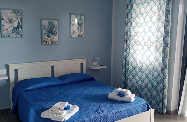 Room 'La Fiesta' with Sea View, Wi-Fi and Air Conditioning
