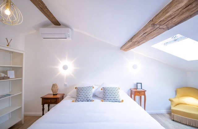 Room 'Murella' with Wi-Fi and Air Conditioning