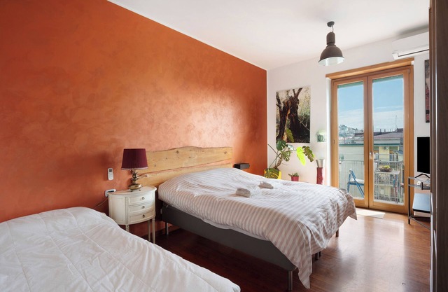 Room 'Tripla Con Balcone' with Mountain View, Wi-Fi and Air Conditioning