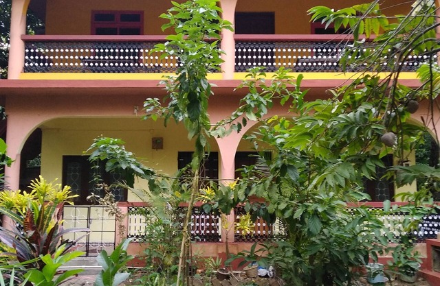 Room with a view in Per-Seraulim, Colva