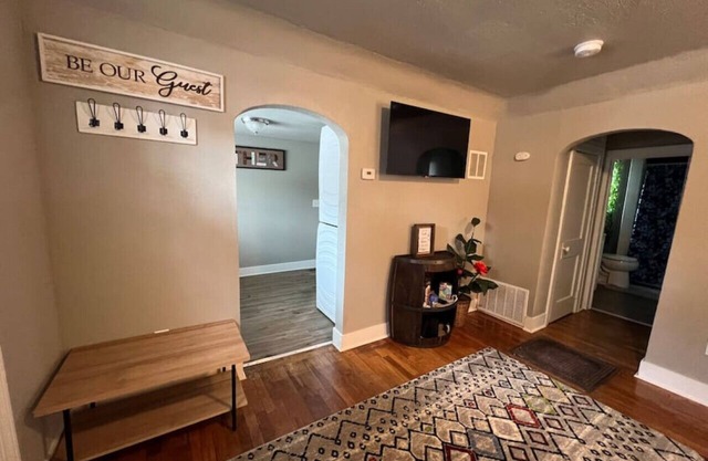 Roomy single bedroom with a huge back yard