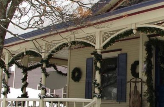 Rose Arbour Bed & Breakfast