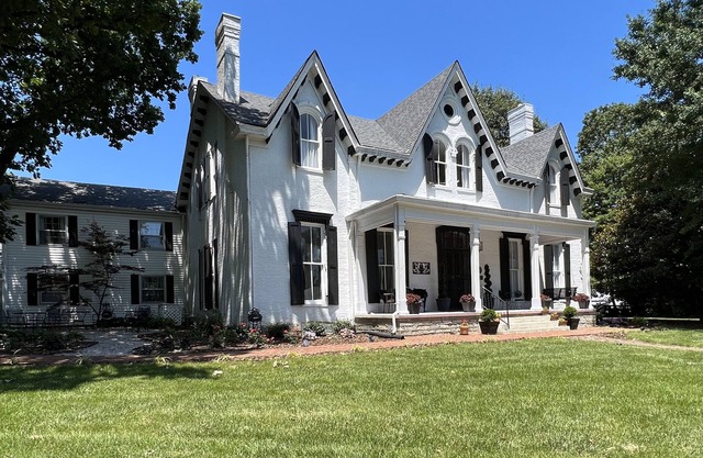 Rose Hill Inn