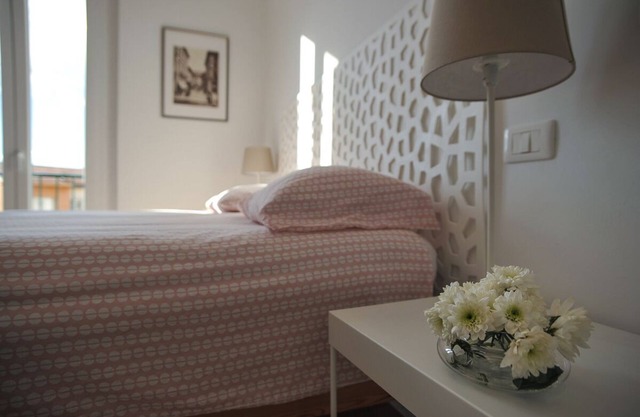 ROSSELLI-FORTEZZA, renovated apartment near the central station.