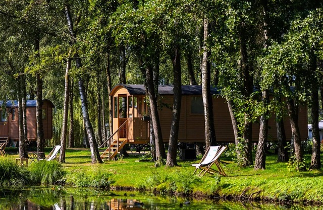 Roulotte with terrace sleeps 4