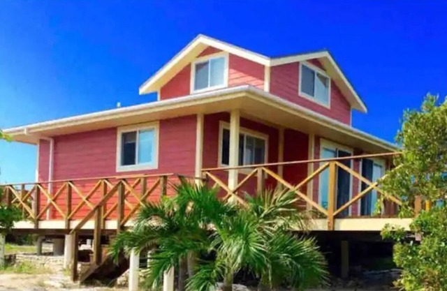 Ruby - Ocean View With Privacy- on Staniel Cay