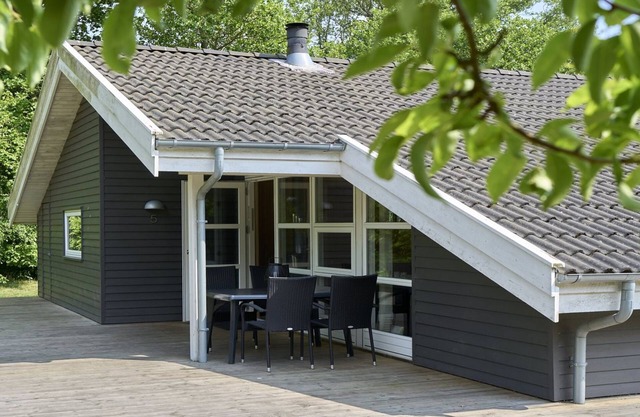 "Rudolf" - 400m from the sea by Interhome