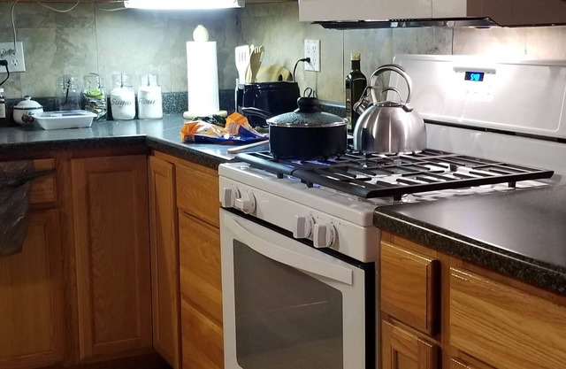 Rural 3BR Entire Ranch Home with Fenced back yard and pets welcome.