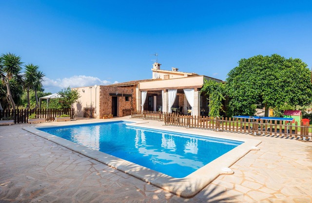 Rural House 'Villa Es Coll Doret' with Private Pool, Private Terrace and Wi-Fi
