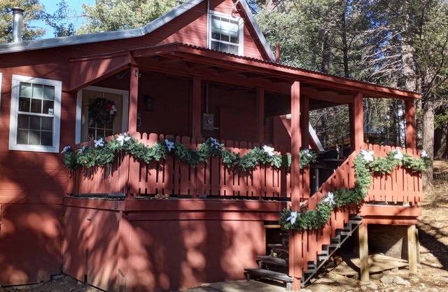 Rustic Luxury away from it all