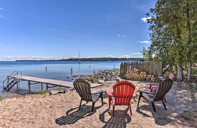 Rustic Suttons Bay Cottage: Shared Dock & Fire Pit
