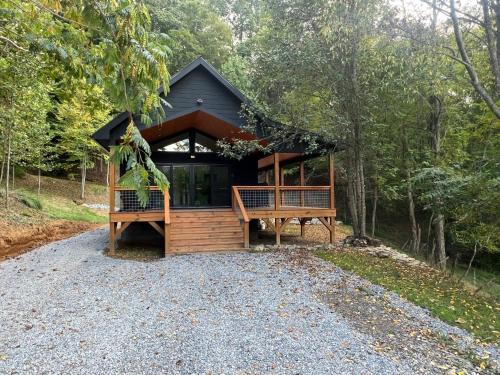 Ruth's Place Tiny Home Retreat 1 mile to town