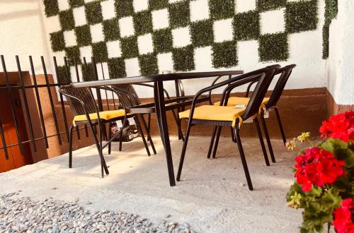 S-HOUSE Avrig Apartament Spațios cu Terasă Privată lângă Sibiu