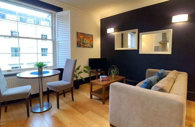 S8 - Comfy Apartment in the heart of Hyde Park