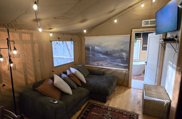 Safari Tent/YALA Canvas Home