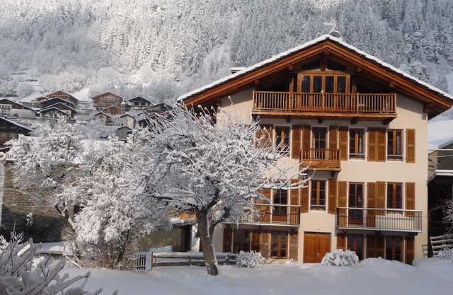 Sainte Foy-Tarentaise (The Mazure) TB duplex charming, authentic village