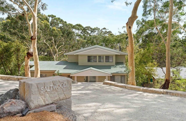 Saltwood at Hyams Beach