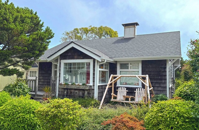 SALTWORKS COTTAGE at Seaside Beach