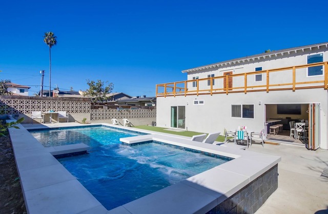 San Diego Luxury Haven with Heated Pool/Hot Tub