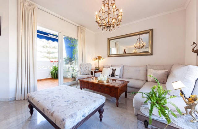 San Pedro del Mar - boulevard apartment near center and beach