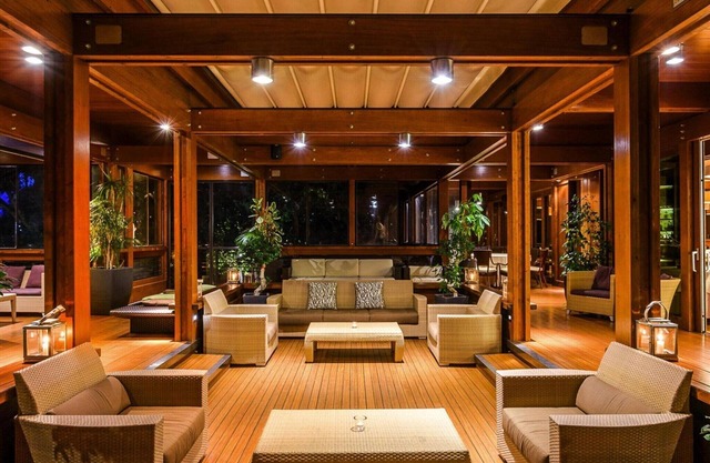 San Vincenzo Bungalow with Sauna
