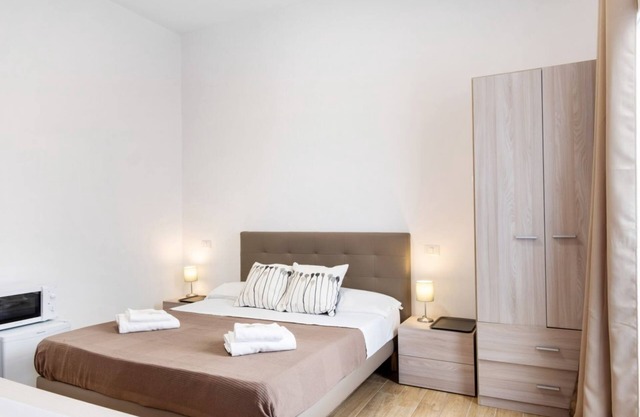SAN VINCENZO ROOMS VIGONZA- Room 1