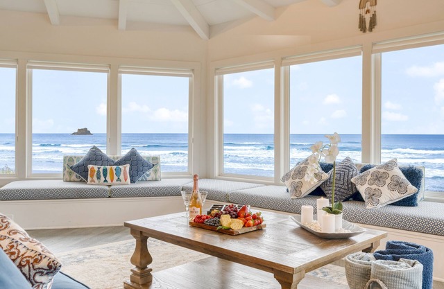 Sanctuary by the Sea by AvantStay | Waterfront + Views