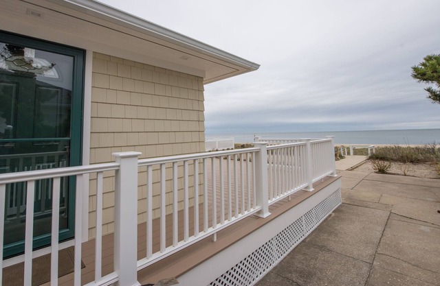 Sand Dollar Beach House:North Fork,Vineyards,Farm Stands,Kayaks