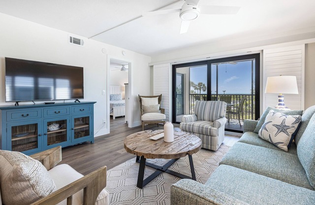 Sandpiper Beach 403, 2 Bedroom, Recently Remodeled Unit with Gulf Views