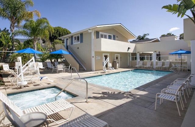 Sandpiper Lodge - Santa Barbara