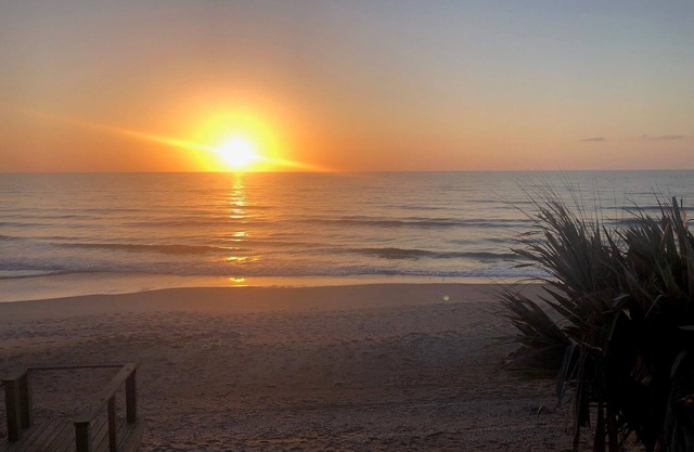 Sandy Feet Retreat Beach Front, Sleeps 8 Adults and 3 Children