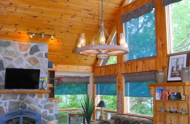 Sandy Lake Chalet Getaway