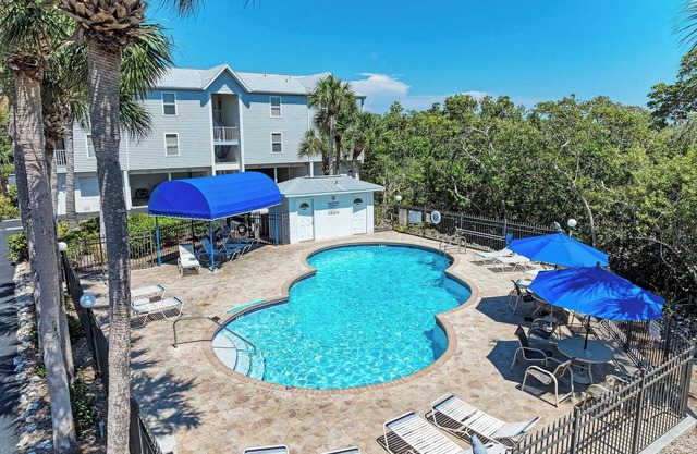 Sandy Pointe 202 - 2BR Island Condo - by Island Real Estate