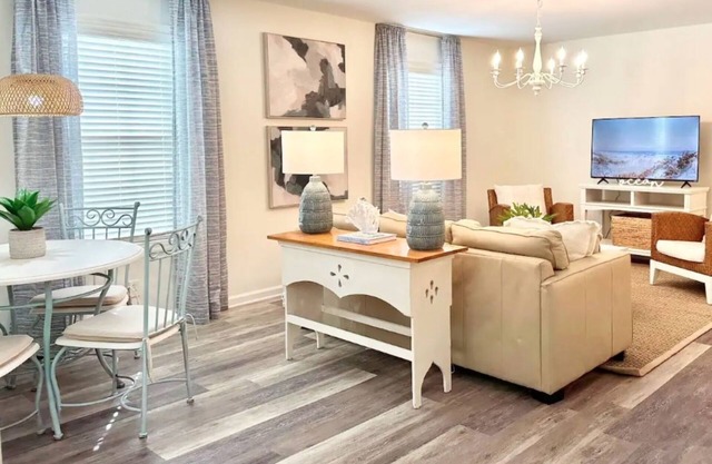 Sandy Shores Retreat - Pet Friendly!
